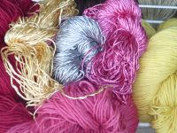 Gefärbte Wolle
